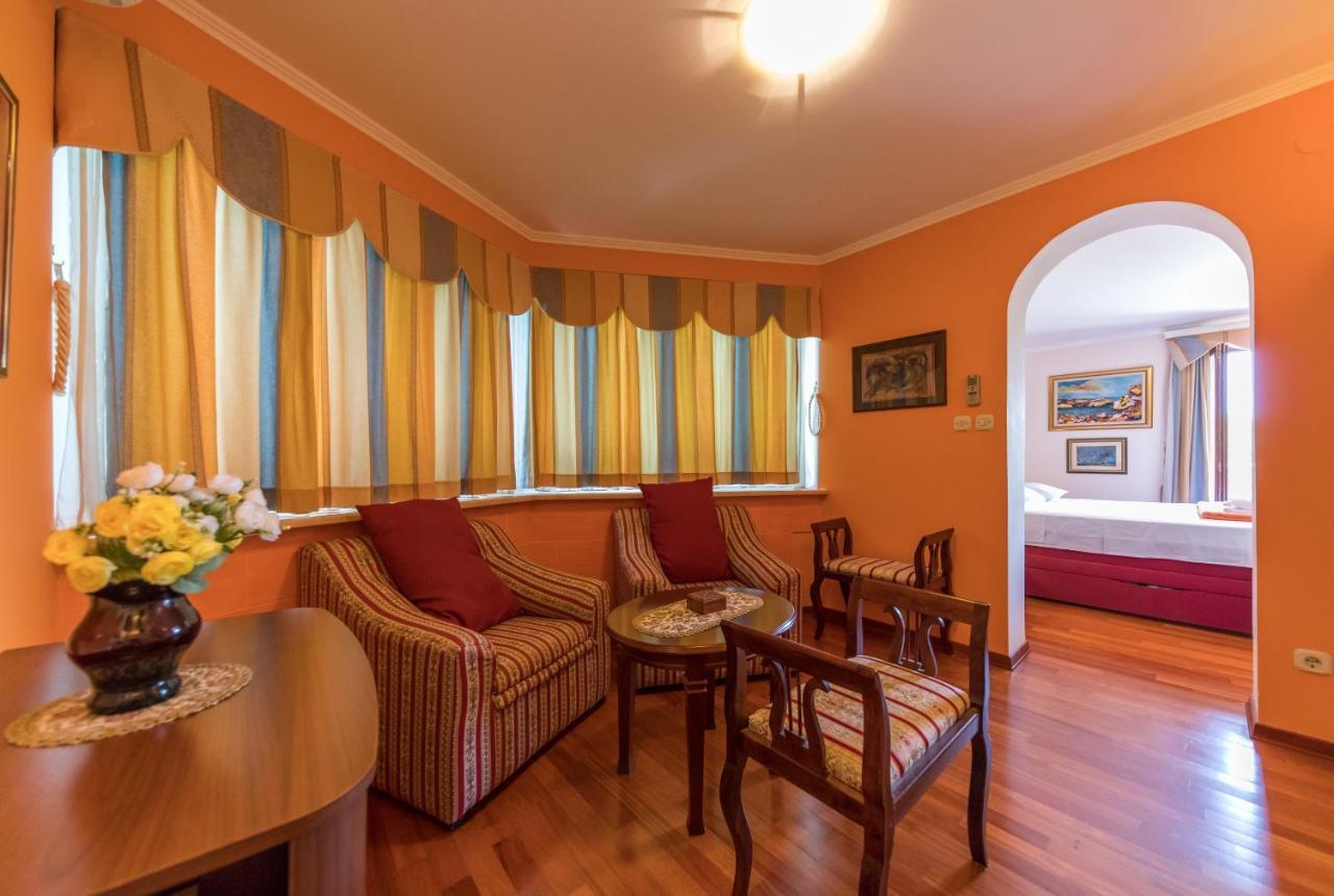 Holiday Home Lapad Beach Royal Dubrownik Zewnętrze zdjęcie